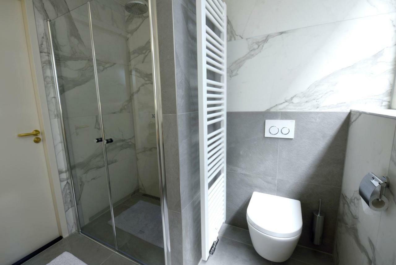 Bed and Breakfast De Oude Pastorie Лиссе Экстерьер фото